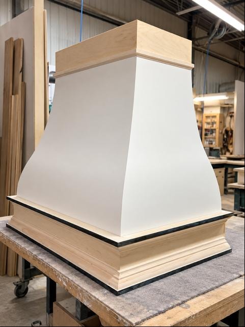 Hotte de cuisine sur mesure en bois et blanc — Module Ultra